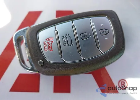 2016 Hyundai Elantra Value Edition z USA, uszkodzony, nr VIN 5NPDH4AE8GH788826